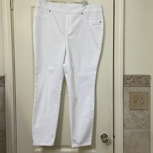 Chico’s no stain white denim ankle jeans , size 2.5 (14), new with tags